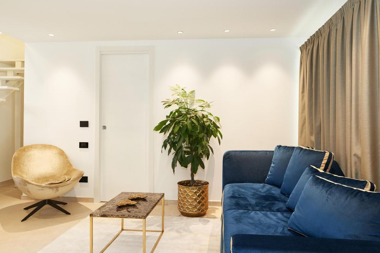 Deluxe Room Duplex